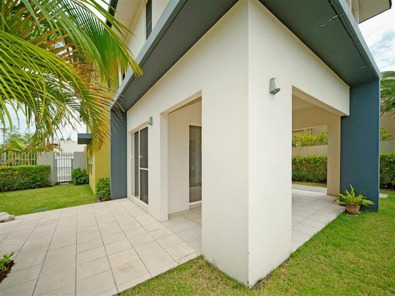 6011 Lucerne Circuit, Hope Island QLD 4212