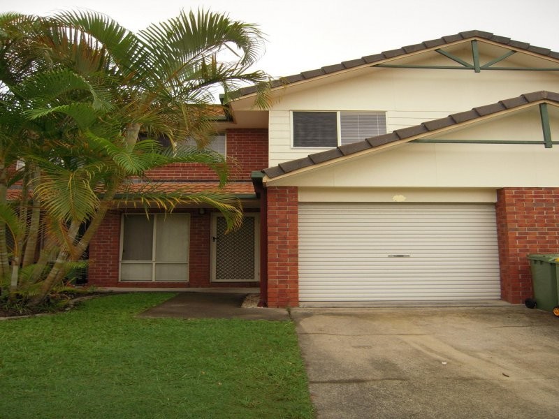 643 Pine Ridge Road, Biggera Waters QLD 4216