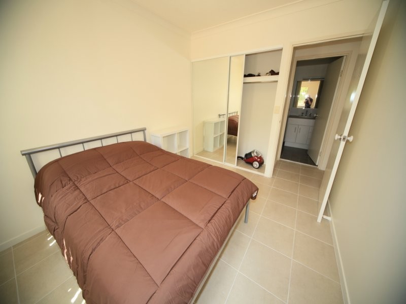 300 Sir Fred Schonell Drive, St Lucia QLD 4067