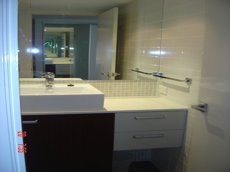 22 Barry Pde, Brisbane QLD 4000