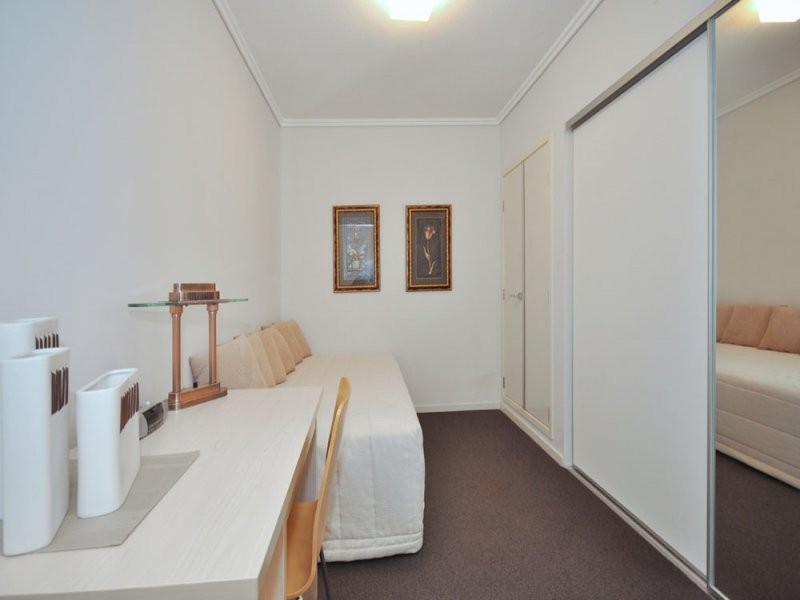 22 Barry Pde, Fortitude Valley QLD 4006