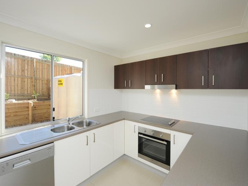 18 McCann Street, South Gladstone QLD 4680