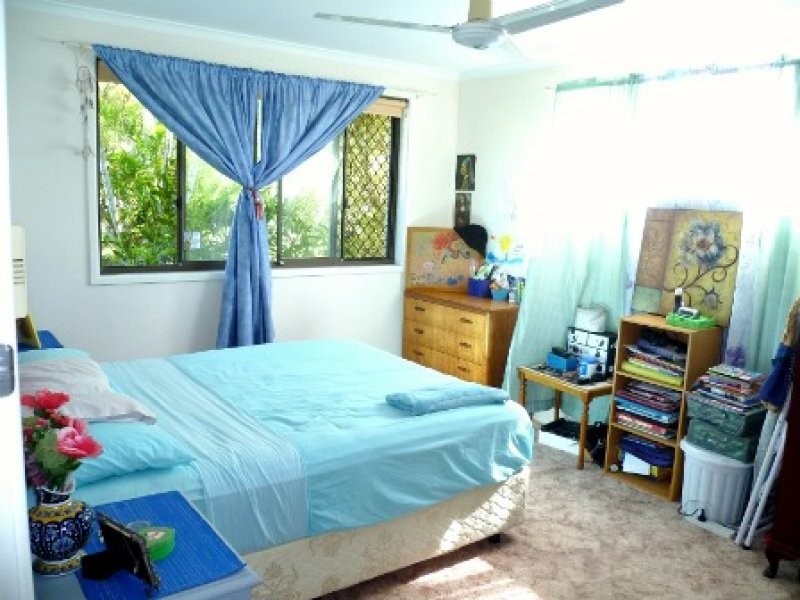 49 John Street, Scarness QLD 4655