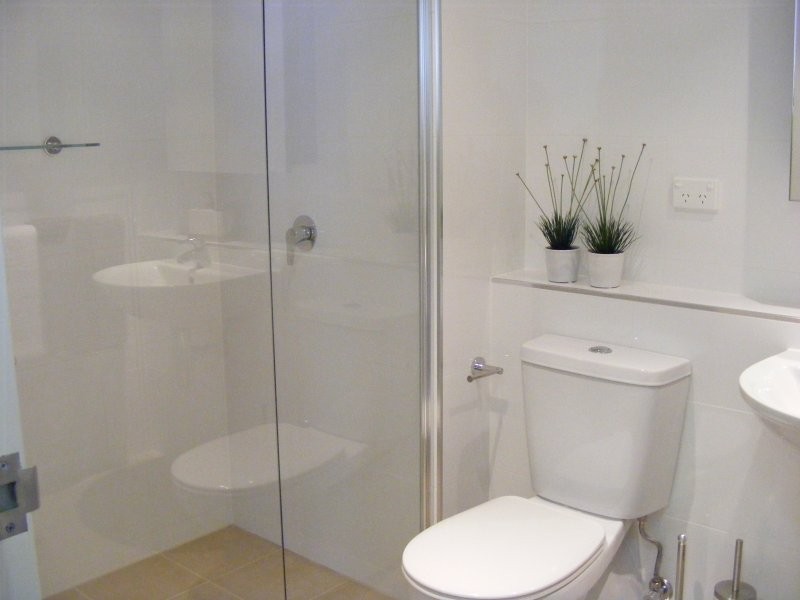 14 Oxley Ave, Woody Point QLD 4019