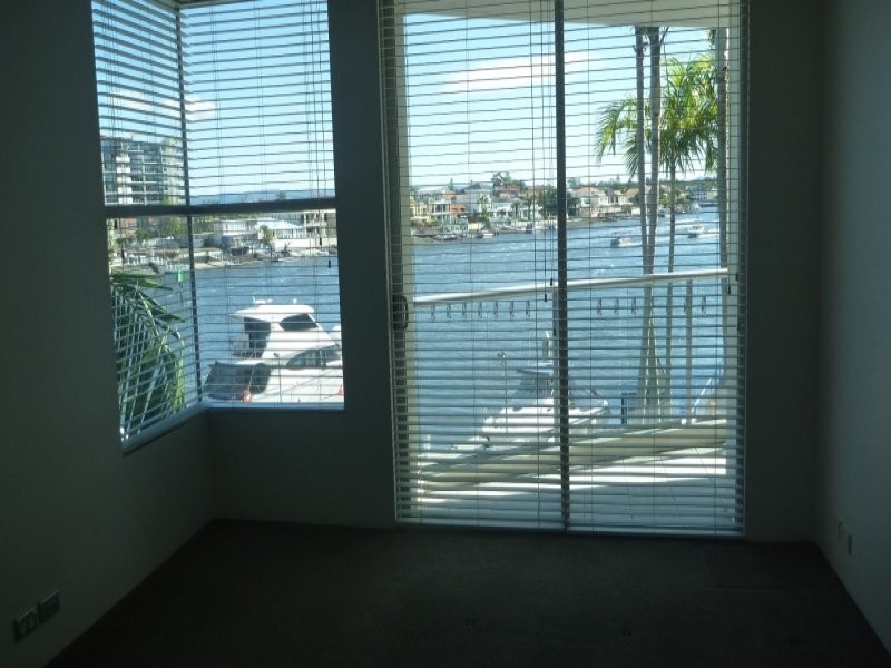 40 RIVERVIEW PDE, Surfers Paradise QLD 4217