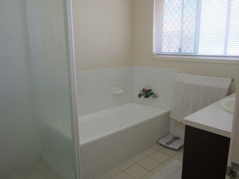 50 Johnston Street, Carina QLD 4152