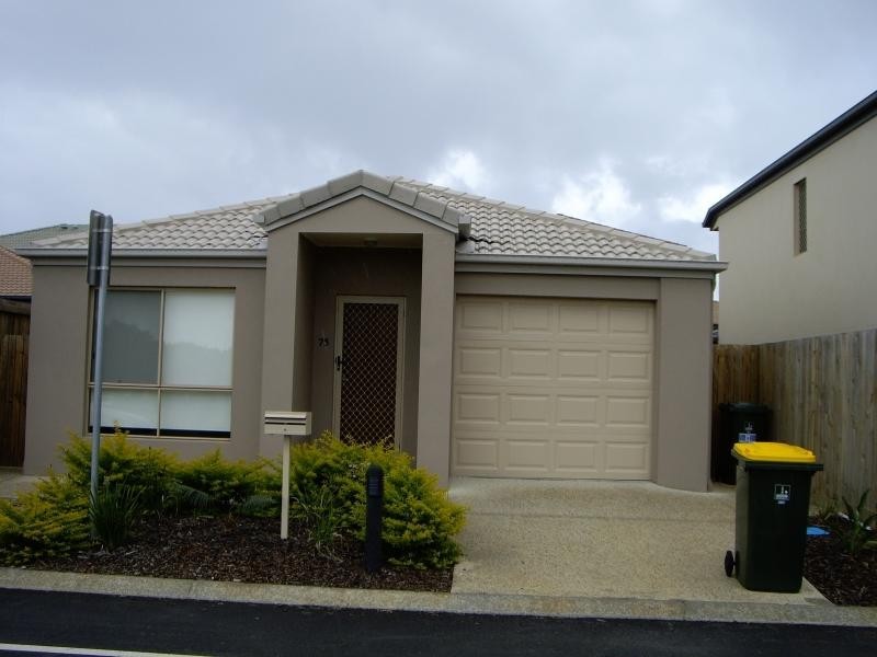 75 Johnston St, Carina QLD 4152