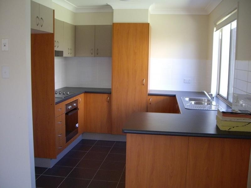 75 Johnston St, Carina QLD 4152