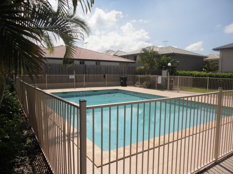 75 Johnston St, Carina QLD 4152