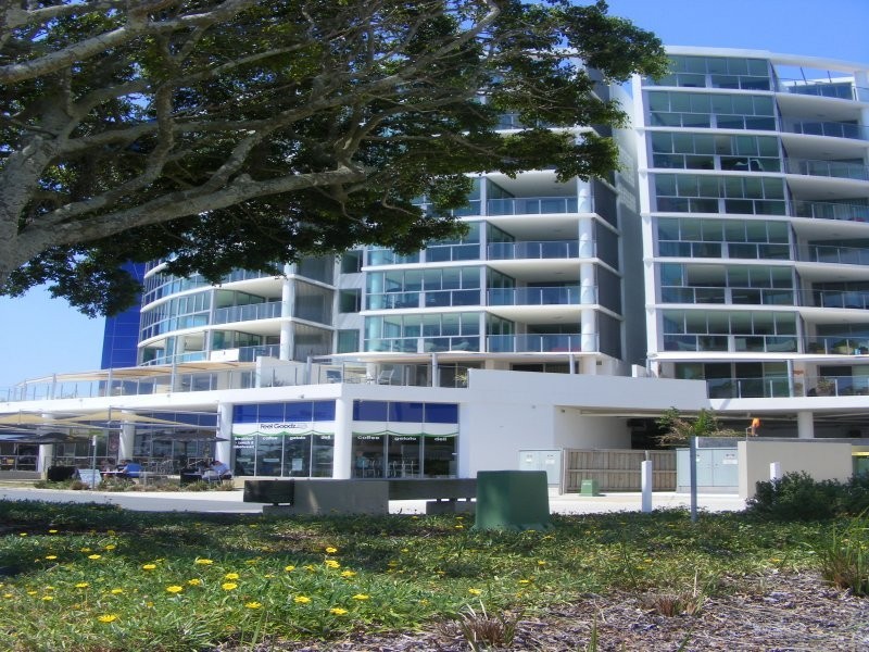 14 Oxley Ave, Woody Point QLD 4019