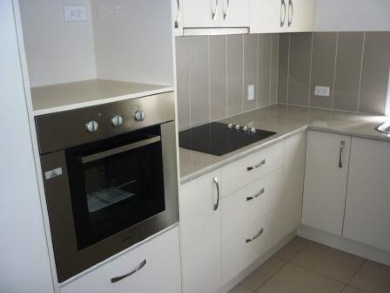 32 Lancaster Cct, Urraween QLD 4655