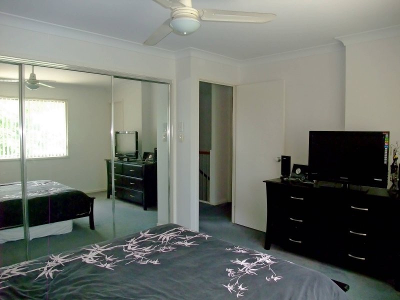 27 Heathwood Street, Taigum QLD 4018