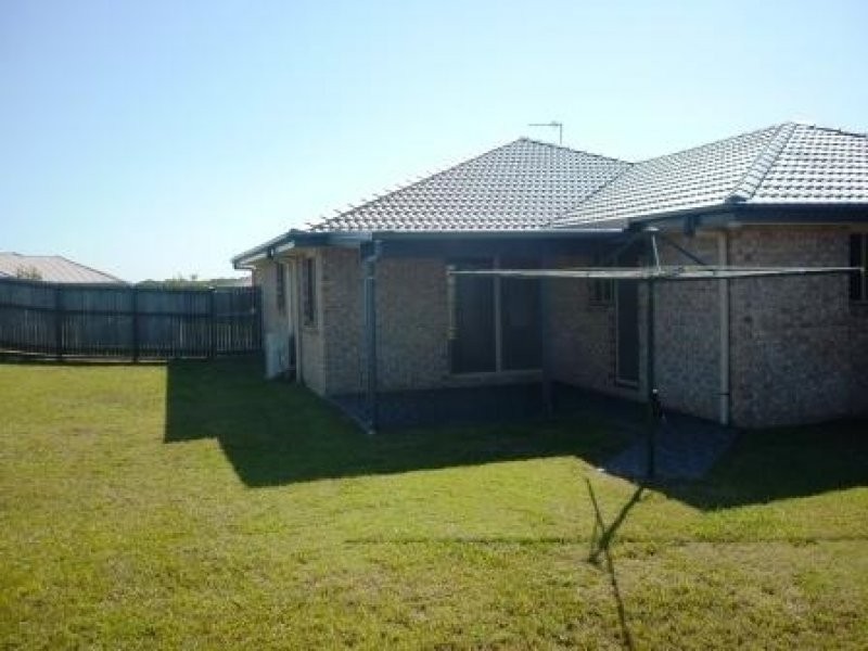 4 Teresa St, Kawungan QLD 4655