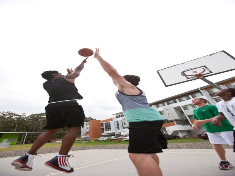 96 Edmund Rice Drive, Southport QLD 4215