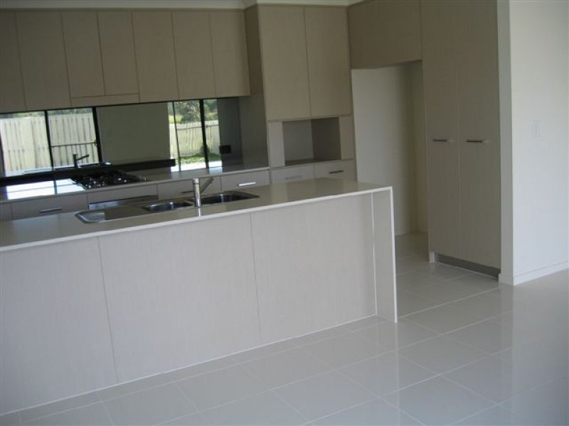 2 Inland Drive, Tugun QLD 4224