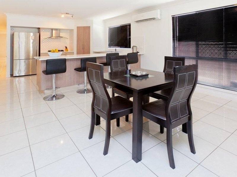 Springfield Lakes QLD 4300