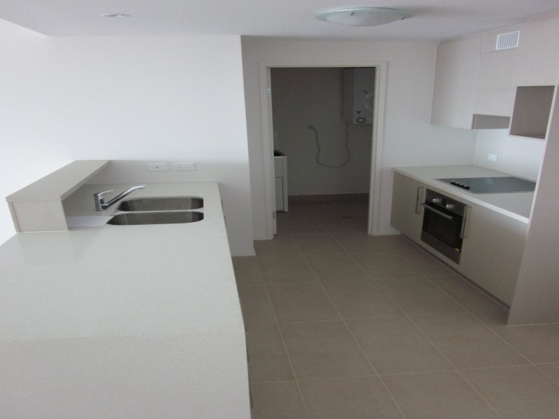 14 Oxley Ave, Woody Point QLD 4019