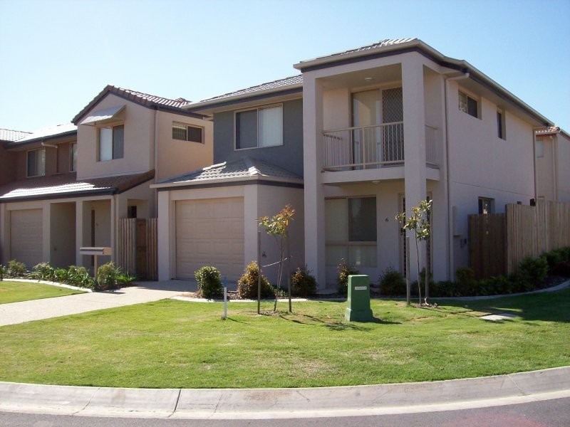 6 Hilltop Court, Carina QLD 4152