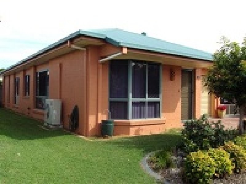 40 Lakeside Crescent, Currimundi QLD 4551