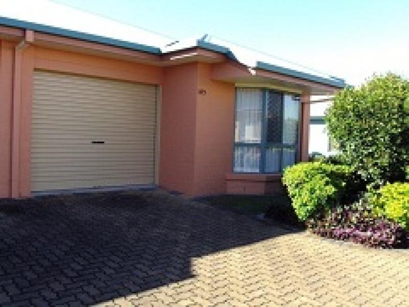 40 Lakeside Crescent, Currimundi QLD 4551