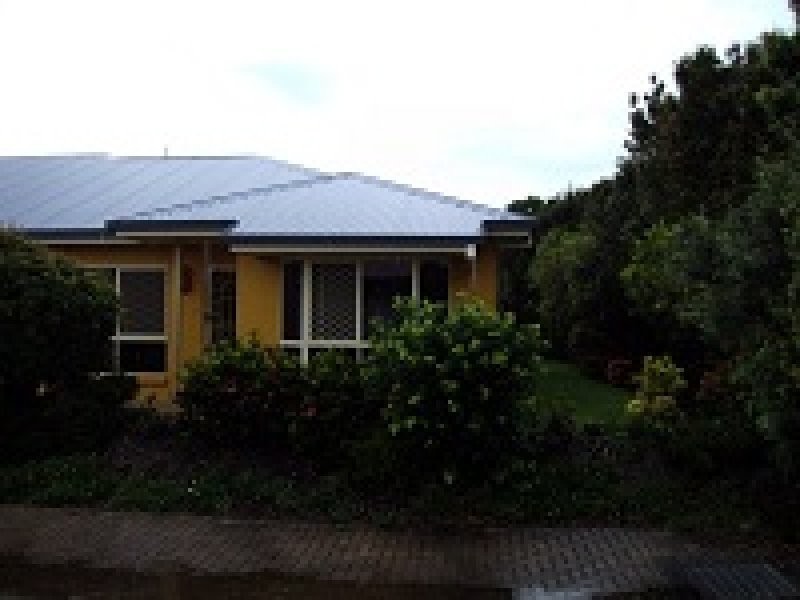 40 Lakeside Crescent, Currimundi QLD 4551