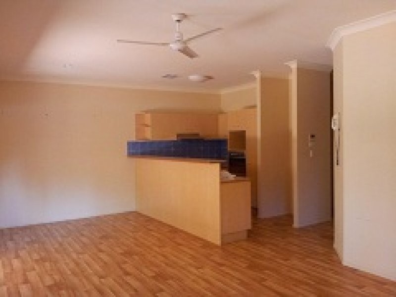 40 Lakeside Crescent, Currimundi QLD 4551