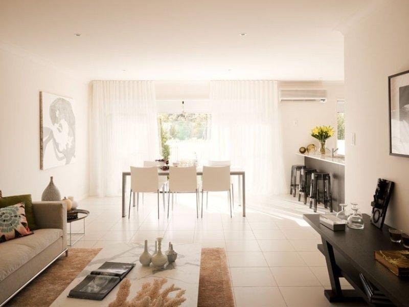 2 Inland Drive, Tugun QLD 4224