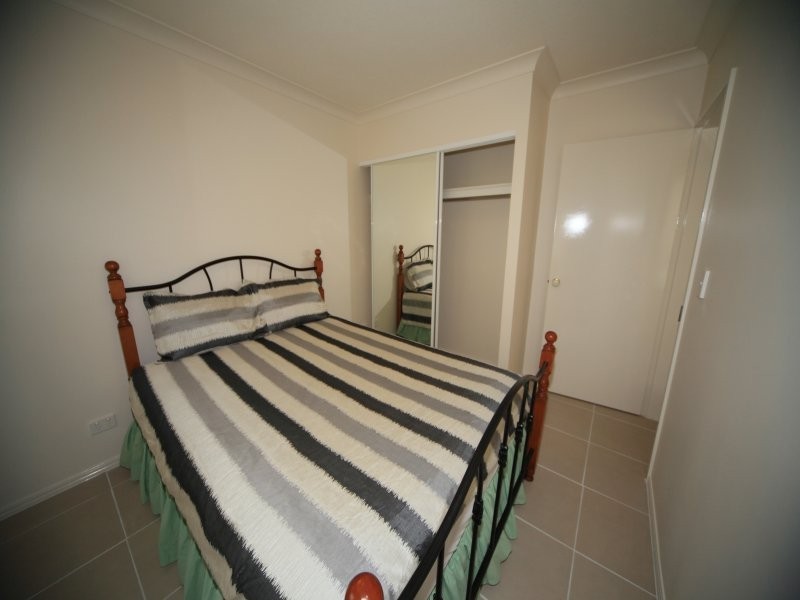 Unit 1  / 300 Sir Fred Schonell Drive, St Lucia QLD 4067