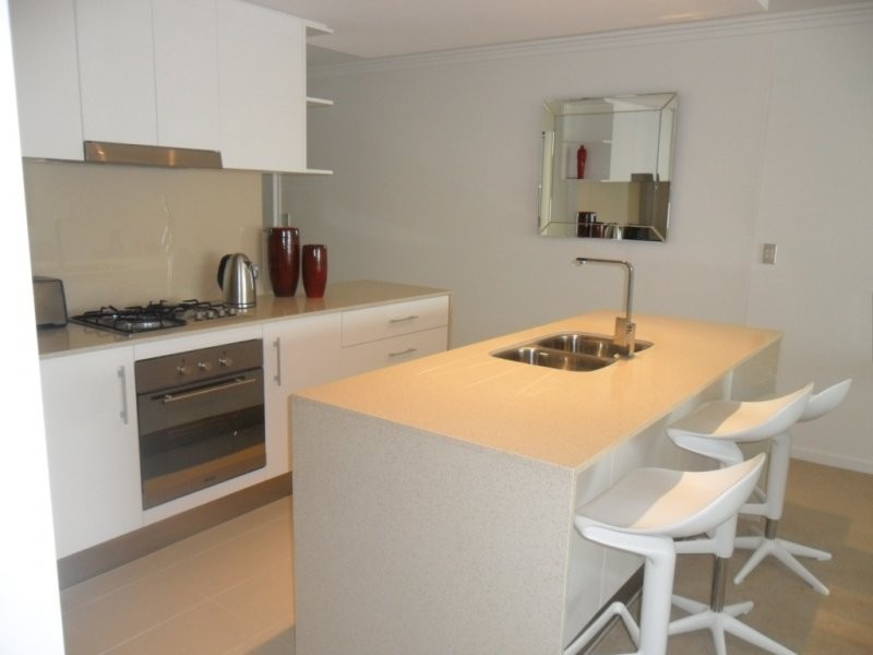 53 Darrambal, Surfers Paradise QLD 4217