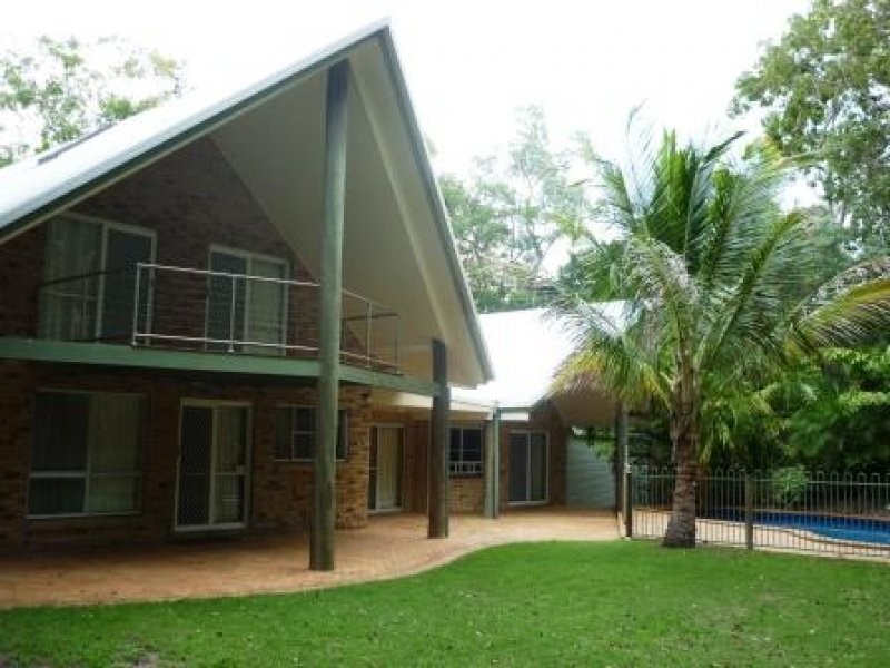 4 Howea Court, Dundowran Beach QLD 4655