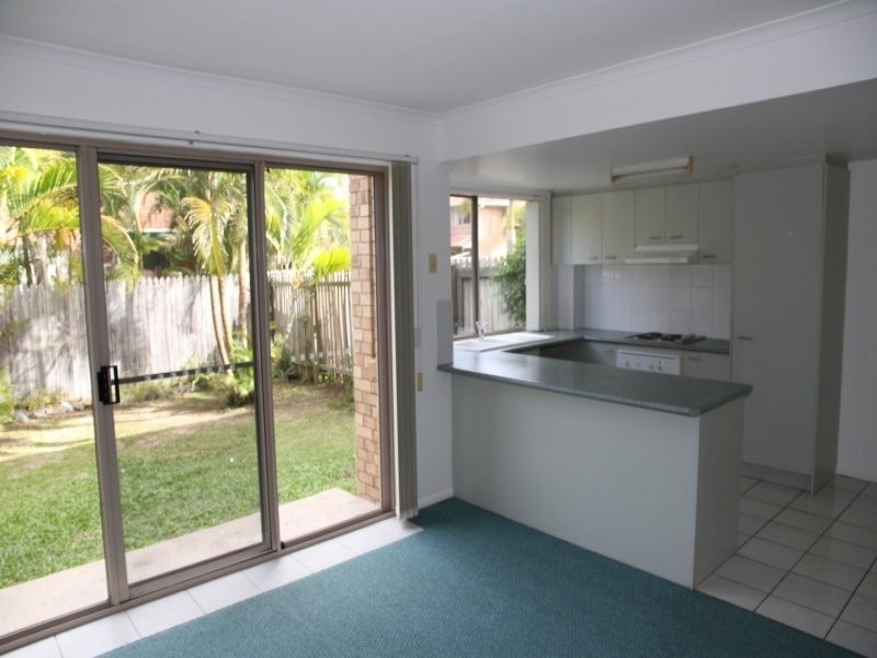 643 Pine Ridge Road, Biggera Waters QLD 4216