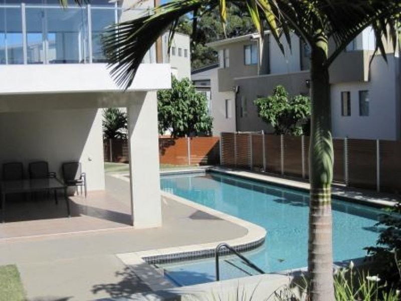 17 Great Southern Drive, Robina QLD 4226