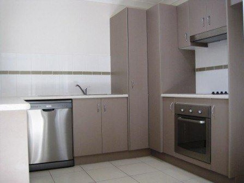 2 Toohey Street, Pacific Pines QLD 4211