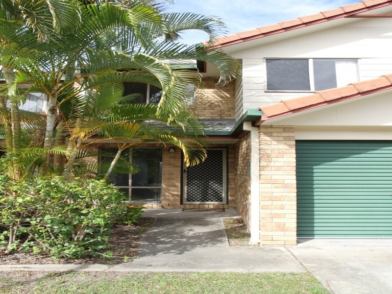 643 Pine Ridge Road, Biggera Waters QLD 4216