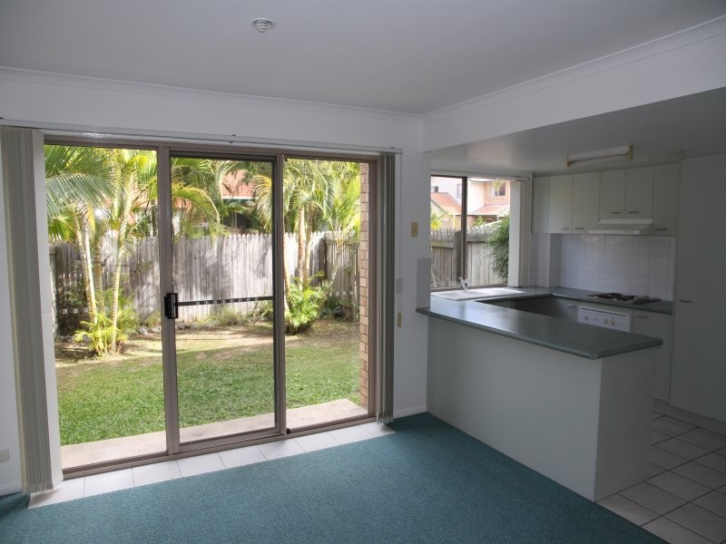 643 Pine Ridge Road, Biggera Waters QLD 4216
