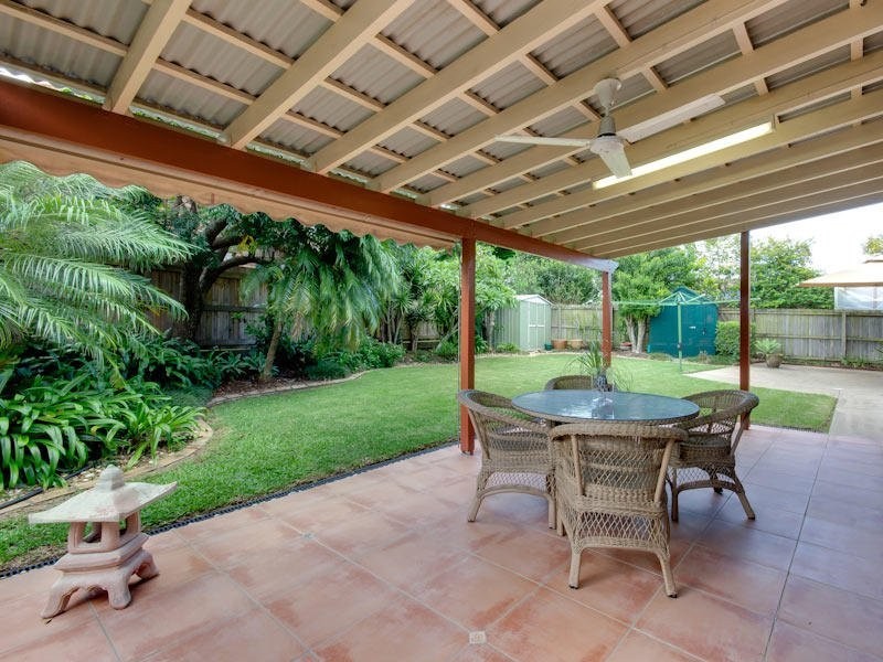 114 Cadogan Street, Carindale QLD 4152