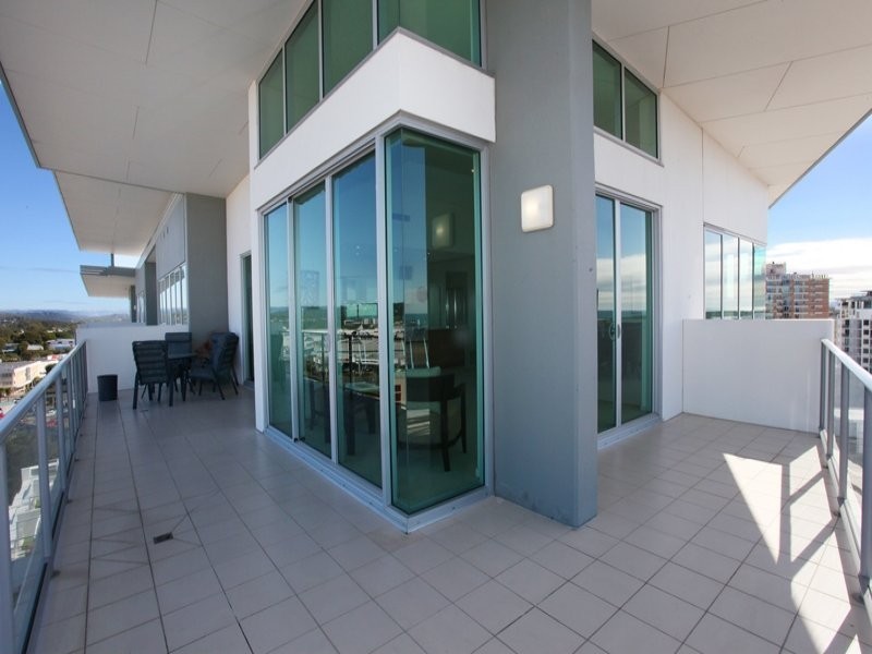 1 Duporth Avenue, Maroochydore QLD 4558