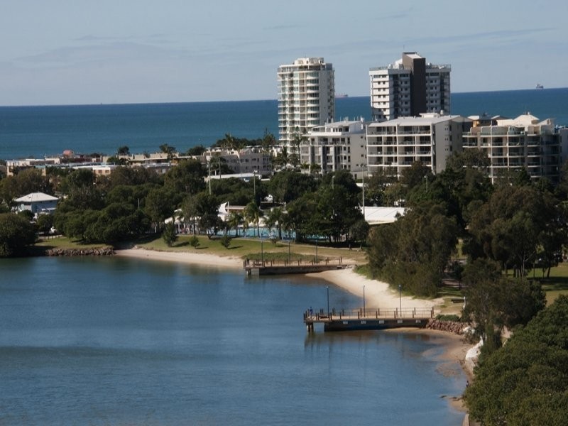 1 Duporth Avenue, Maroochydore QLD 4558