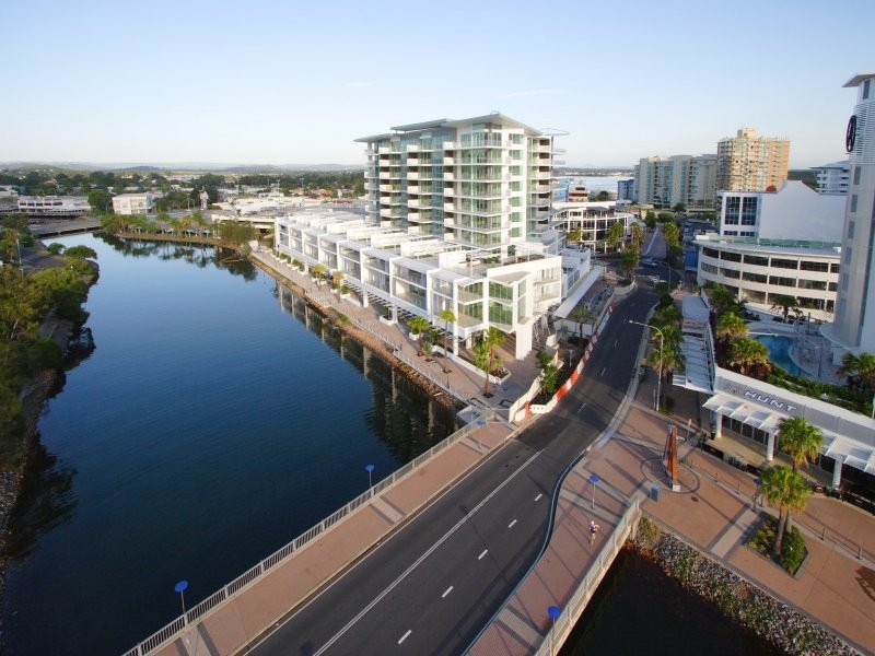 1 Duporth Avenue, Maroochydore QLD 4558
