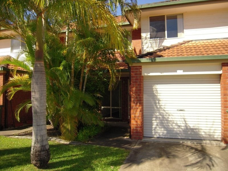 643 Pine Ridge Road, Biggera Waters QLD 4216