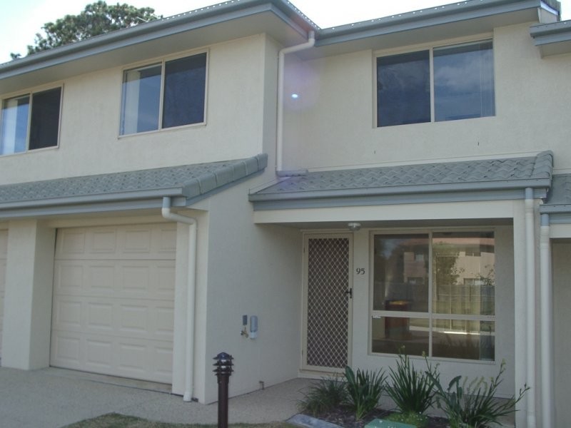 95 Johnston Street, Carina QLD 4152