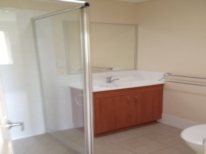 95 Johnston Street, Carina QLD 4152