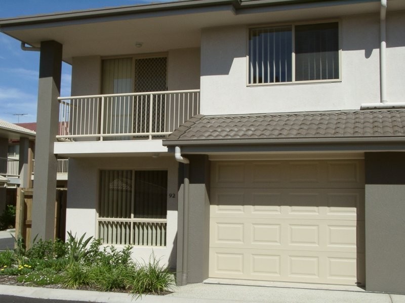 92 Johnston Street, Carina QLD 4152