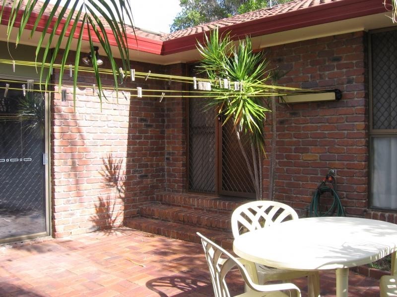 36 Hillardt Street, Robertson QLD 4109