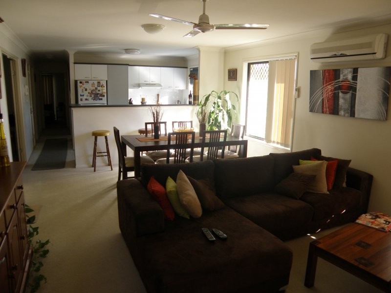 110 Scrub Rd, Carindale QLD 4152