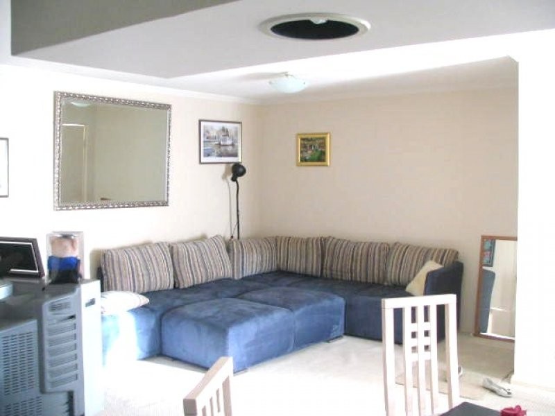 111 Markeri Street, Mermaid Waters QLD 4218