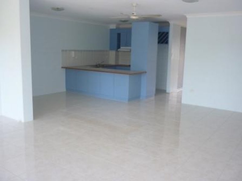 44 Freshwater Street, Torquay QLD 4655