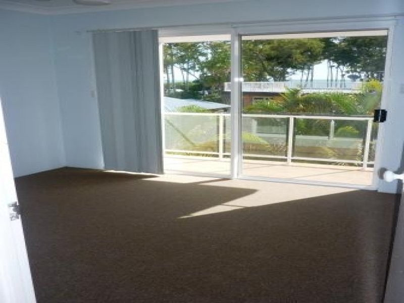 44 Freshwater Street, Torquay QLD 4655