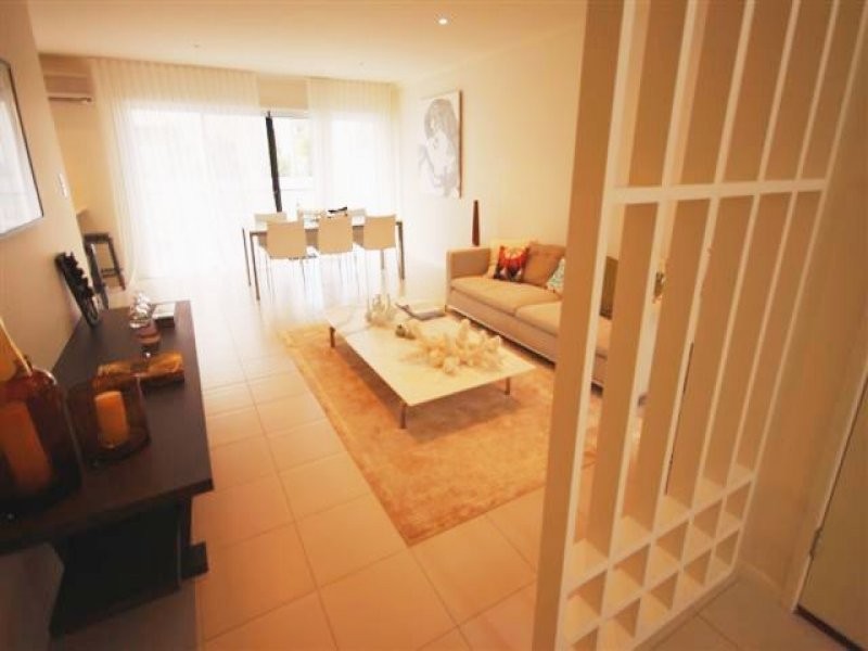 2 Inland Drive, Tugun QLD 4224