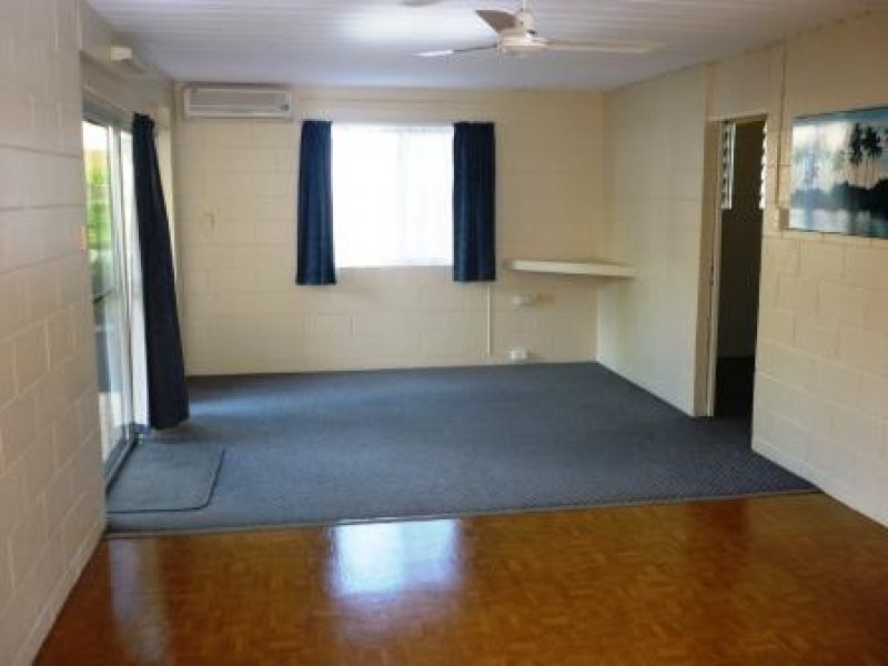 494 The Esplanade, Torquay QLD 4655